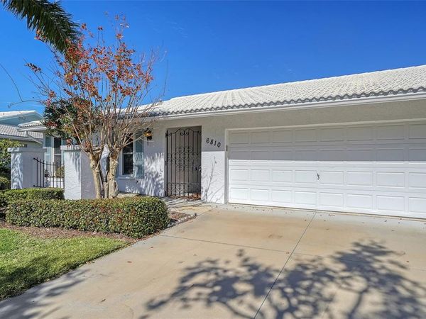 6810 9TH AVENUE W, BRADENTON, FL 34209