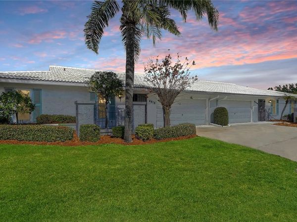 6810 9TH AVENUE W, BRADENTON, FL 34209