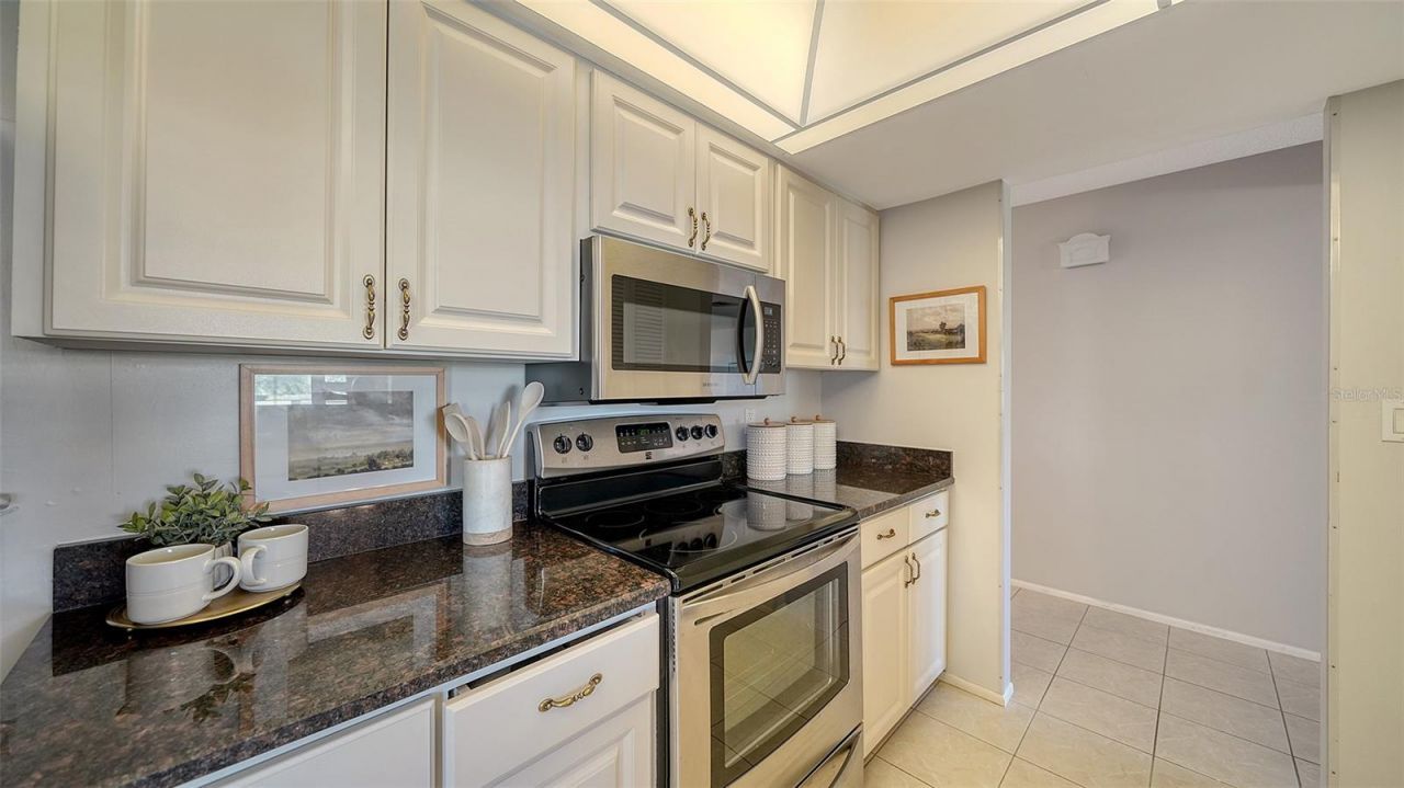 6810 9th Avenue W, Bradenton, FL 34209 Photo