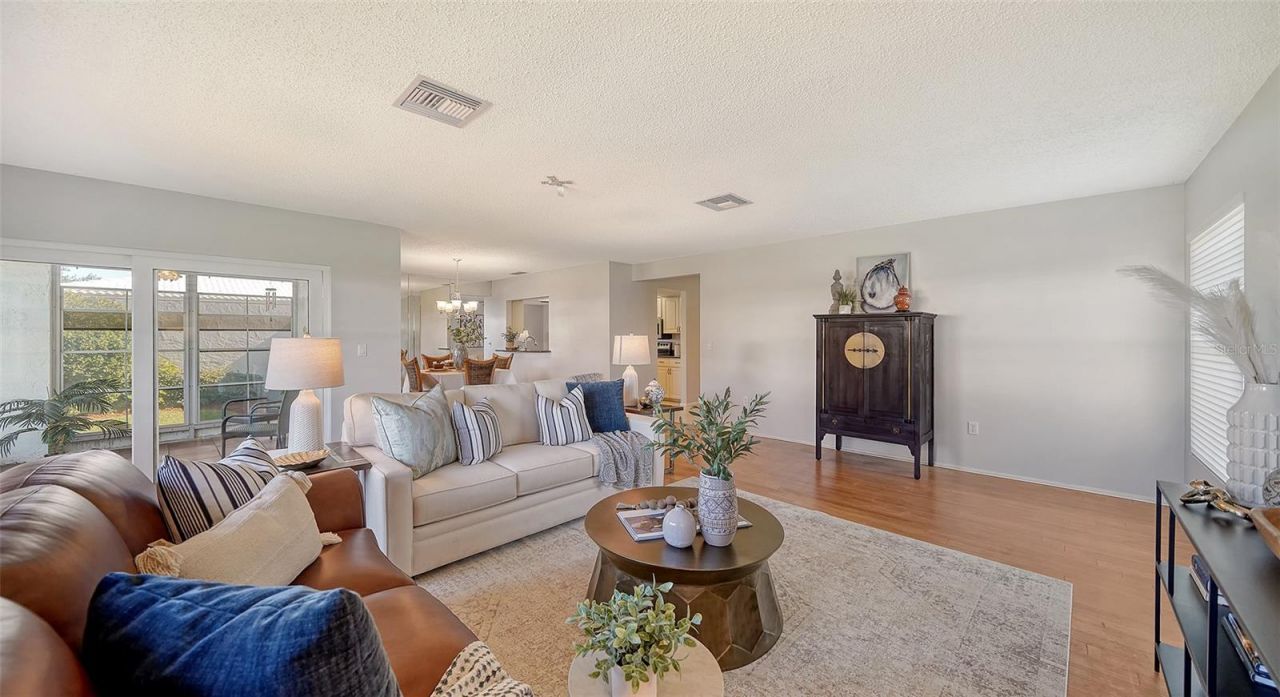 6810 9th Avenue W, Bradenton, FL 34209 Photo