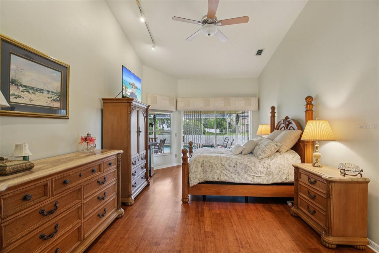 3158 Shoreline Drive, Clearwater, FL 33760 Photo