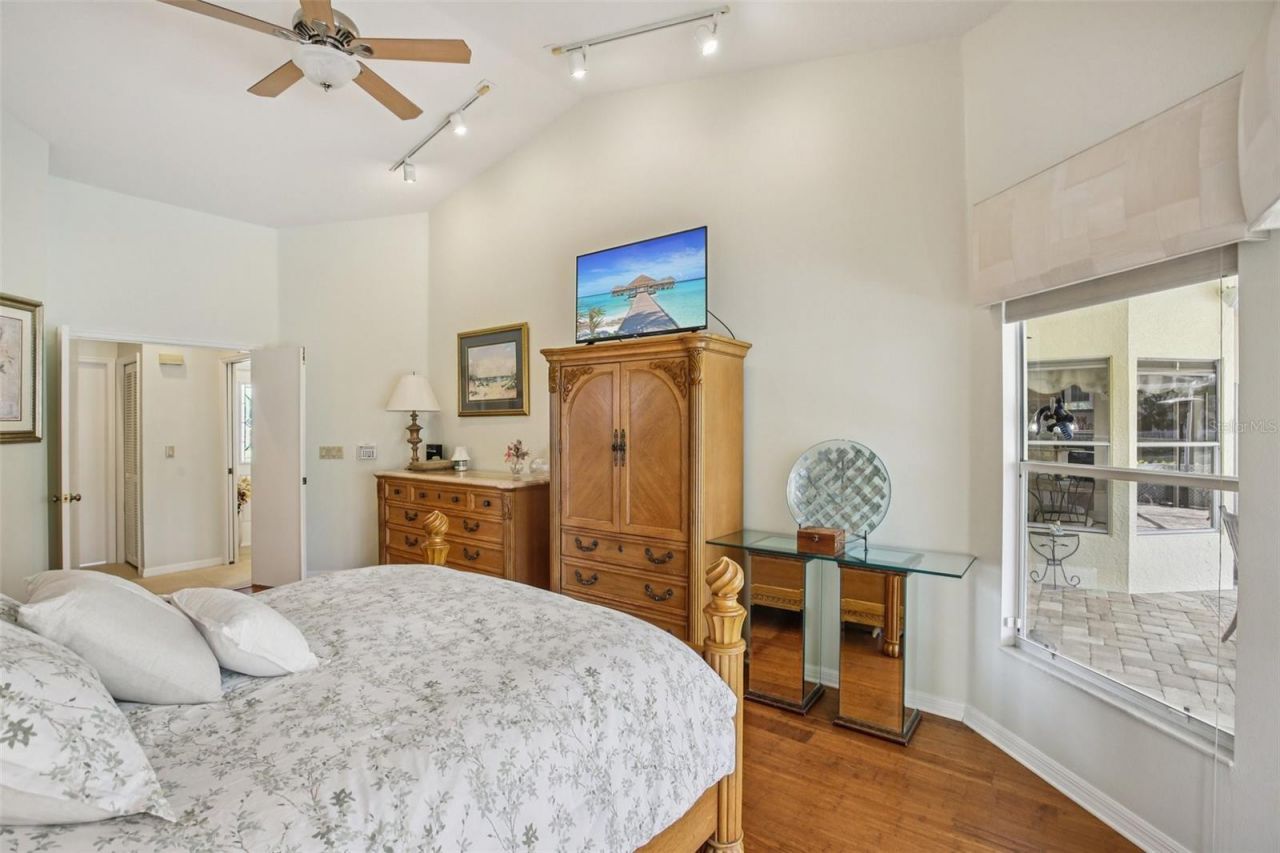 3158 Shoreline Drive, Clearwater, FL 33760 Photo