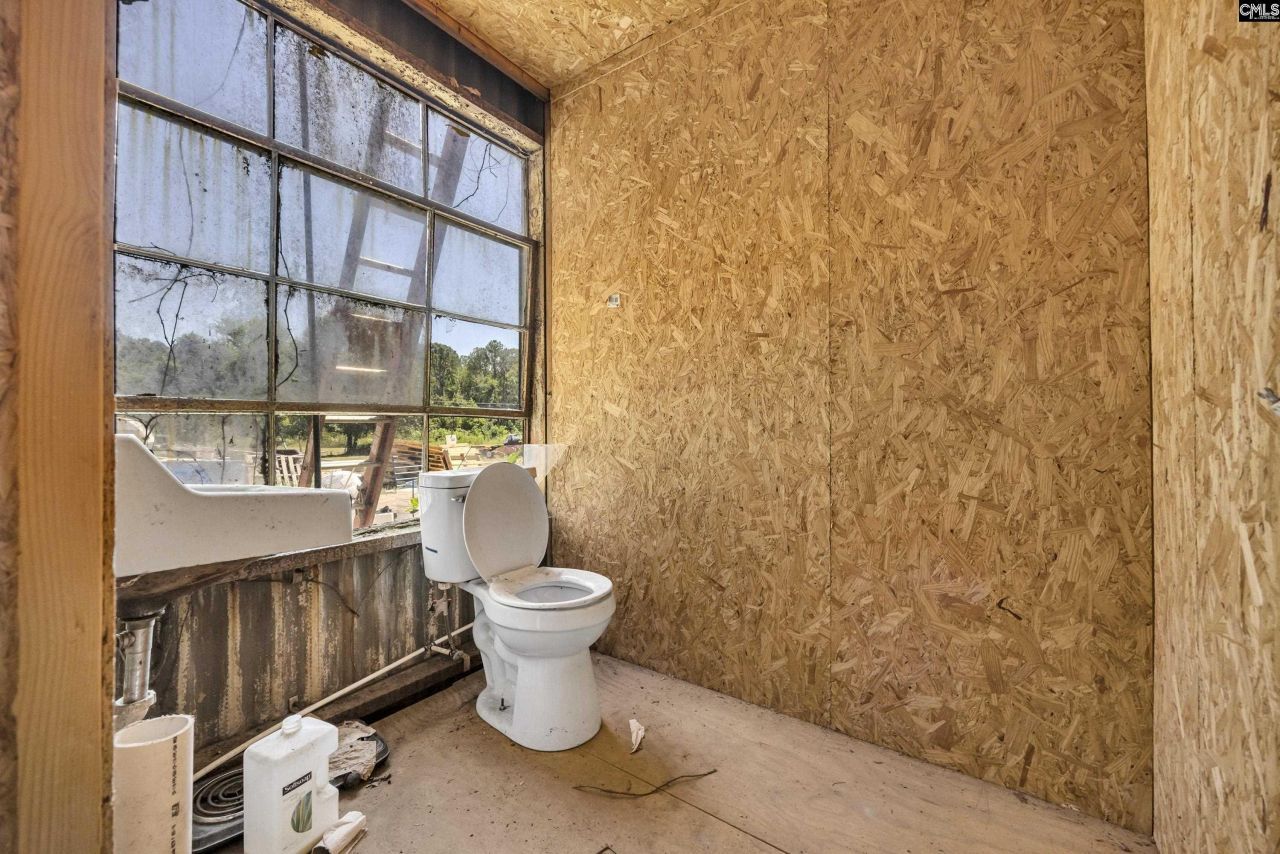 1177 Richtex Road Photo 6