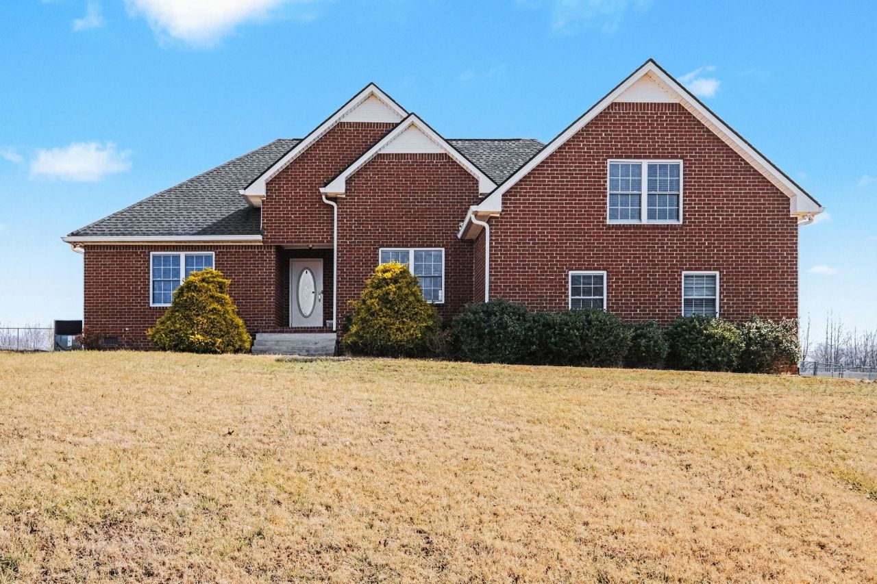 1014 Heritage Hills Drive, Cedar Hill, TN 37032 Main Photo