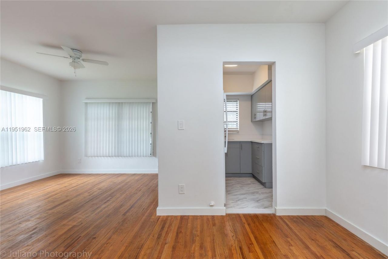 221 Antiquera Ave , Unit 3, Coral Gables, FL 33134 Photo