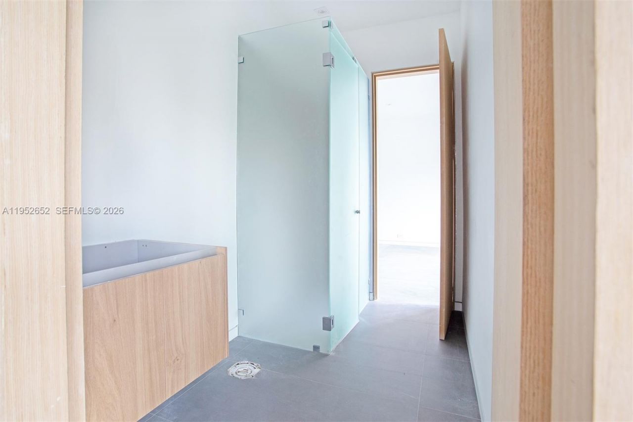 1103 SW 22nd Ter, Miami, FL 33129 Photo