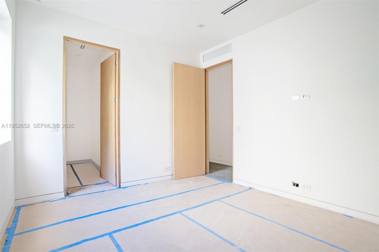 1103 SW 22nd Ter, Miami, FL 33129 Photo