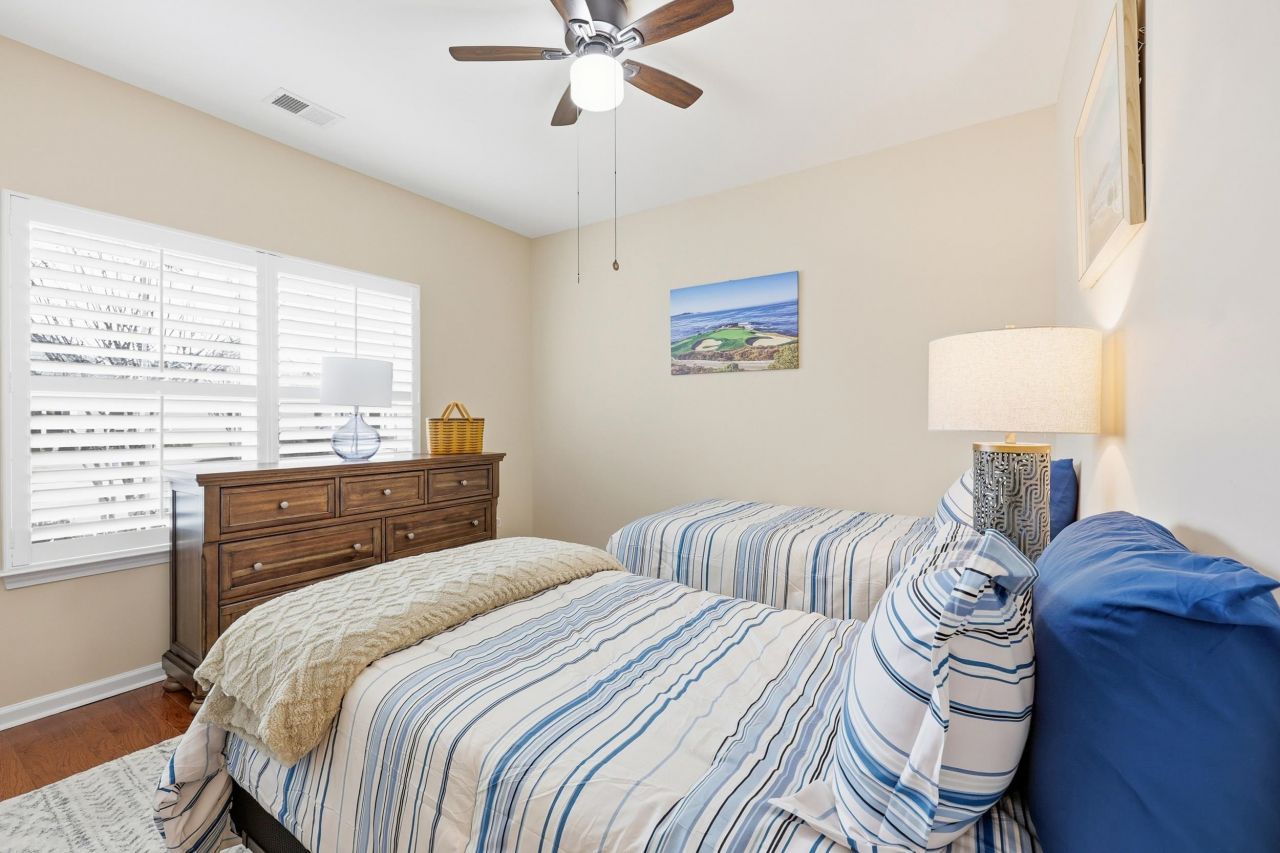 137 Zostera Dr. Photo 10