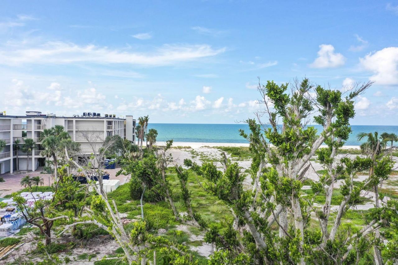 2807 W Gulf Dr, Sanibel, FL 33957 Photo