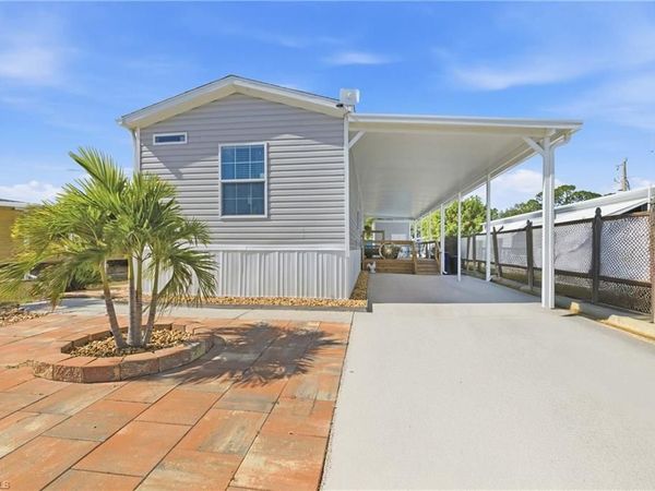 310 Shrub LN S, NORTH FORT MYERS, FL 33917