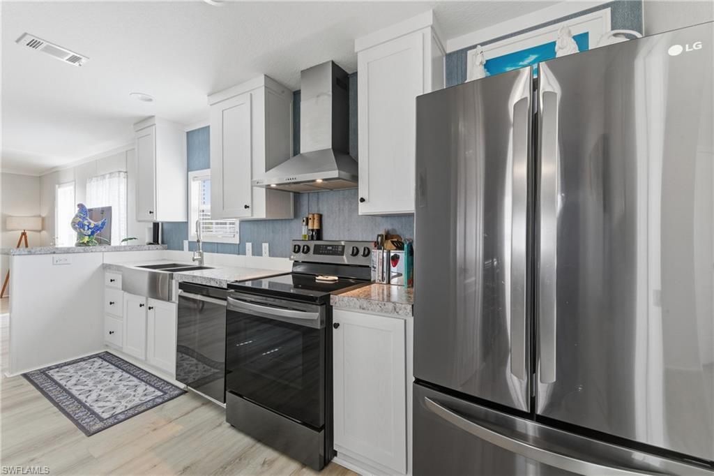 310 Shrub Ln S, North Fort Myers, FL 33917 Photo