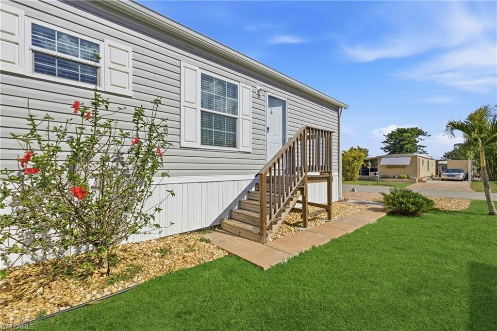 310 Shrub Ln S, North Fort Myers, FL 33917 Photo