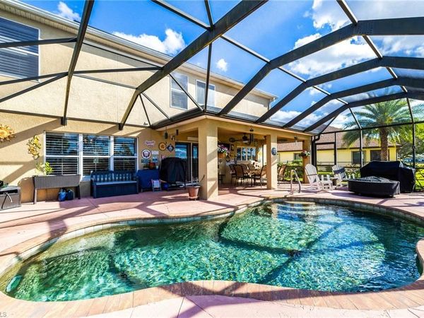 8010 Fountain Mist, LEHIGH ACRES, FL 33972