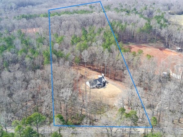 15 Magnolia Creek Drive, Commerce, GA 30529