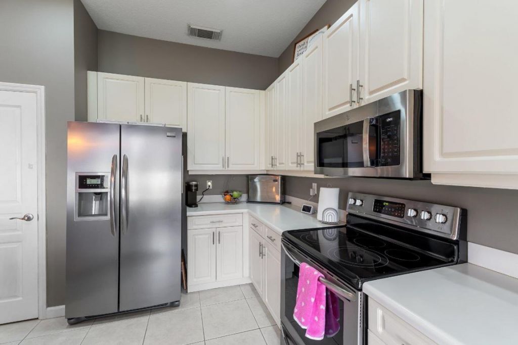 10640 SW Waterway Lane, Port Saint Lucie, FL 34987 Photo