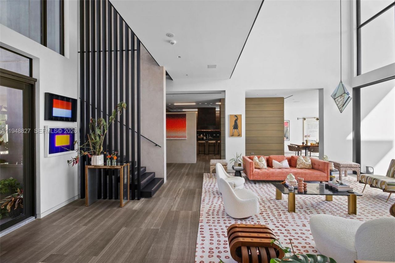 132 Paloma Dr , Coral Gables, FL 33143 Photo