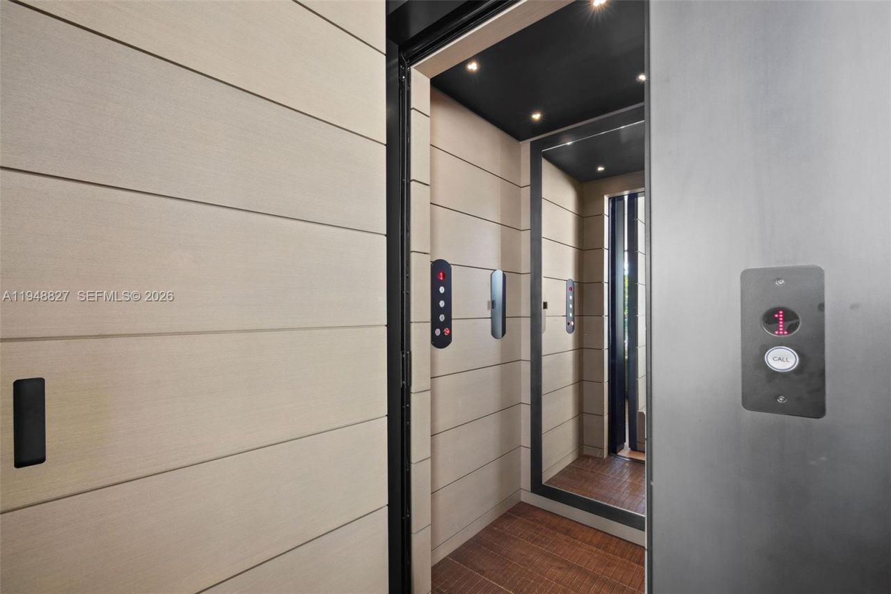 132 Paloma Dr , Coral Gables, FL 33143 Photo