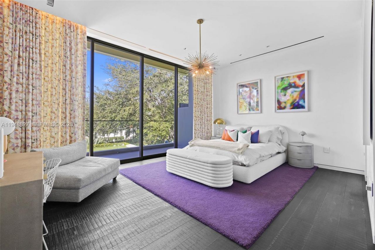 132 Paloma Dr , Coral Gables, FL 33143 Photo