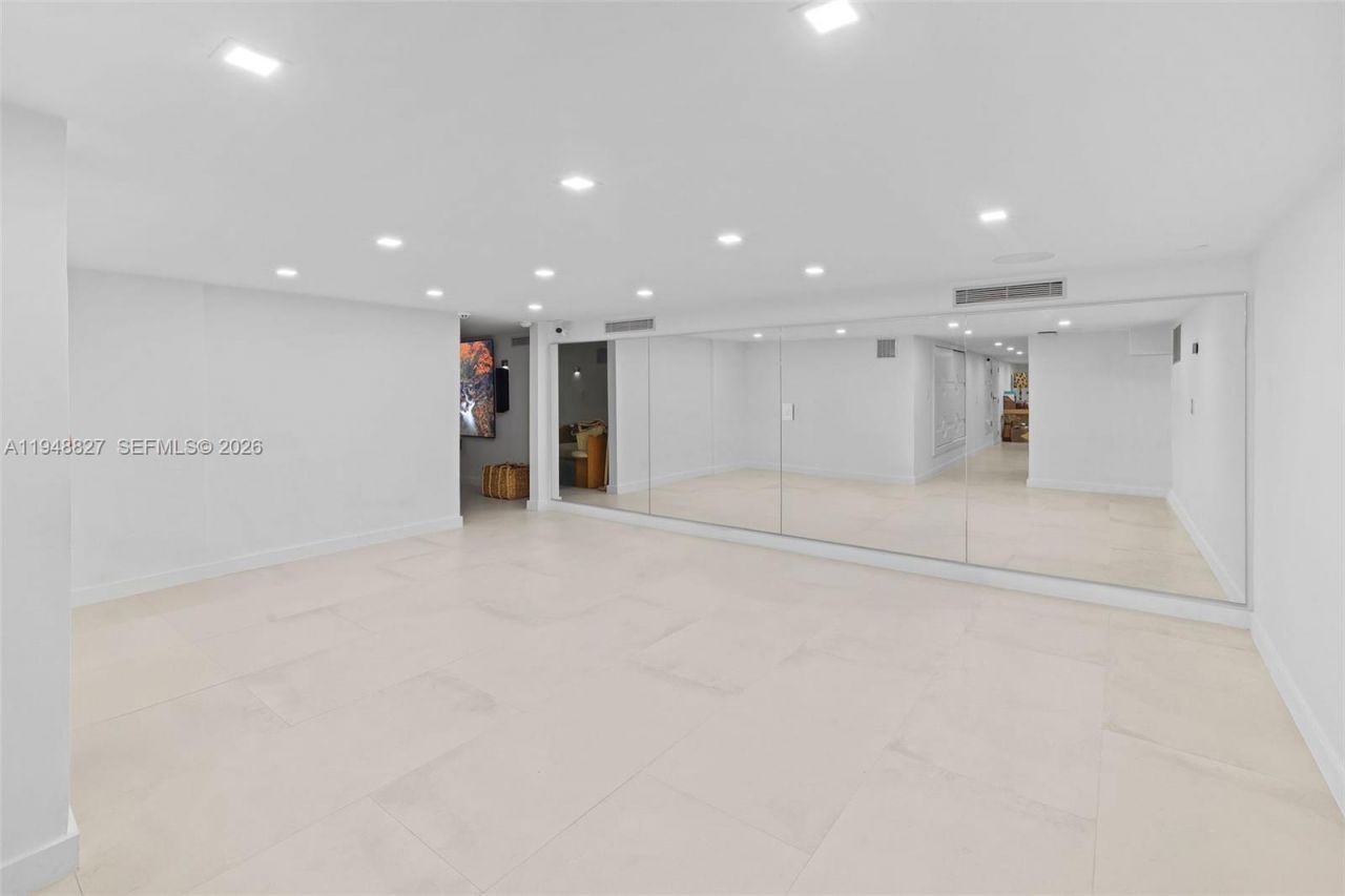 132 Paloma Dr , Coral Gables, FL 33143 Photo