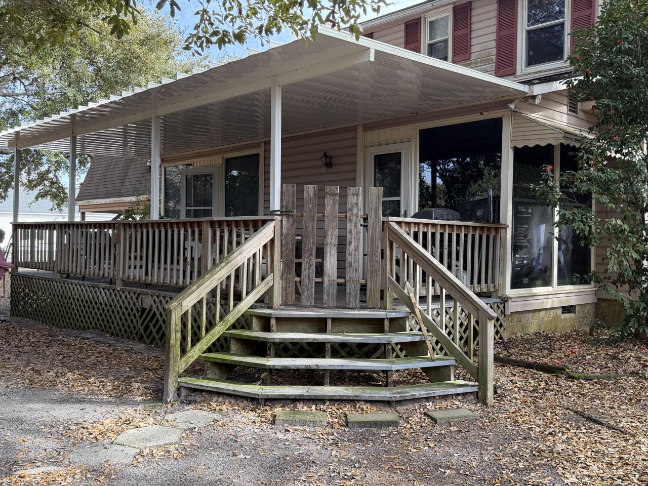 323 Knott Drive Photo 24