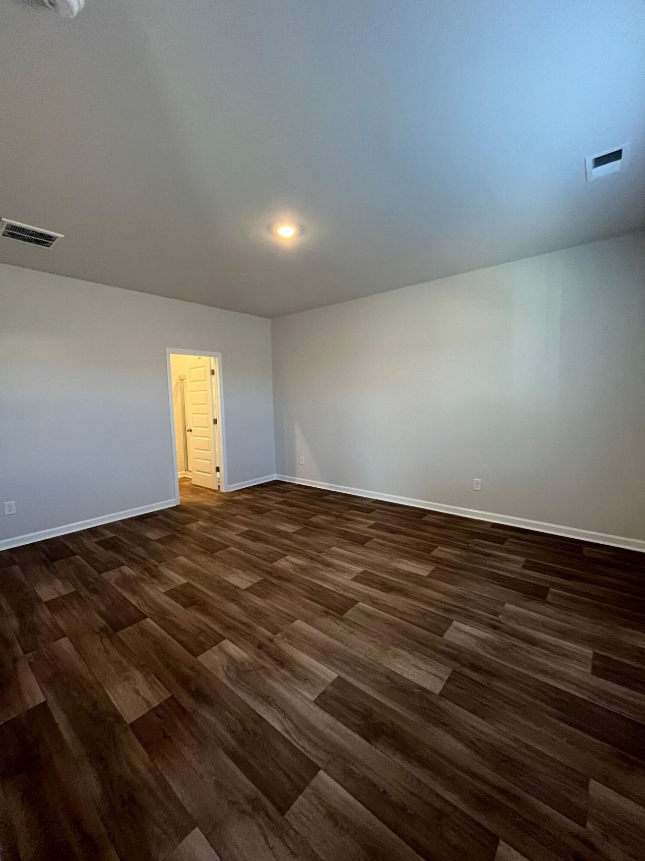 359 Pine Crest View Drive Photo 6