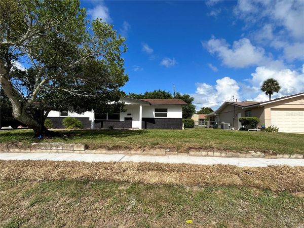 1315 LAUREL DRIVE, DAYTONA BEACH, FL 32117