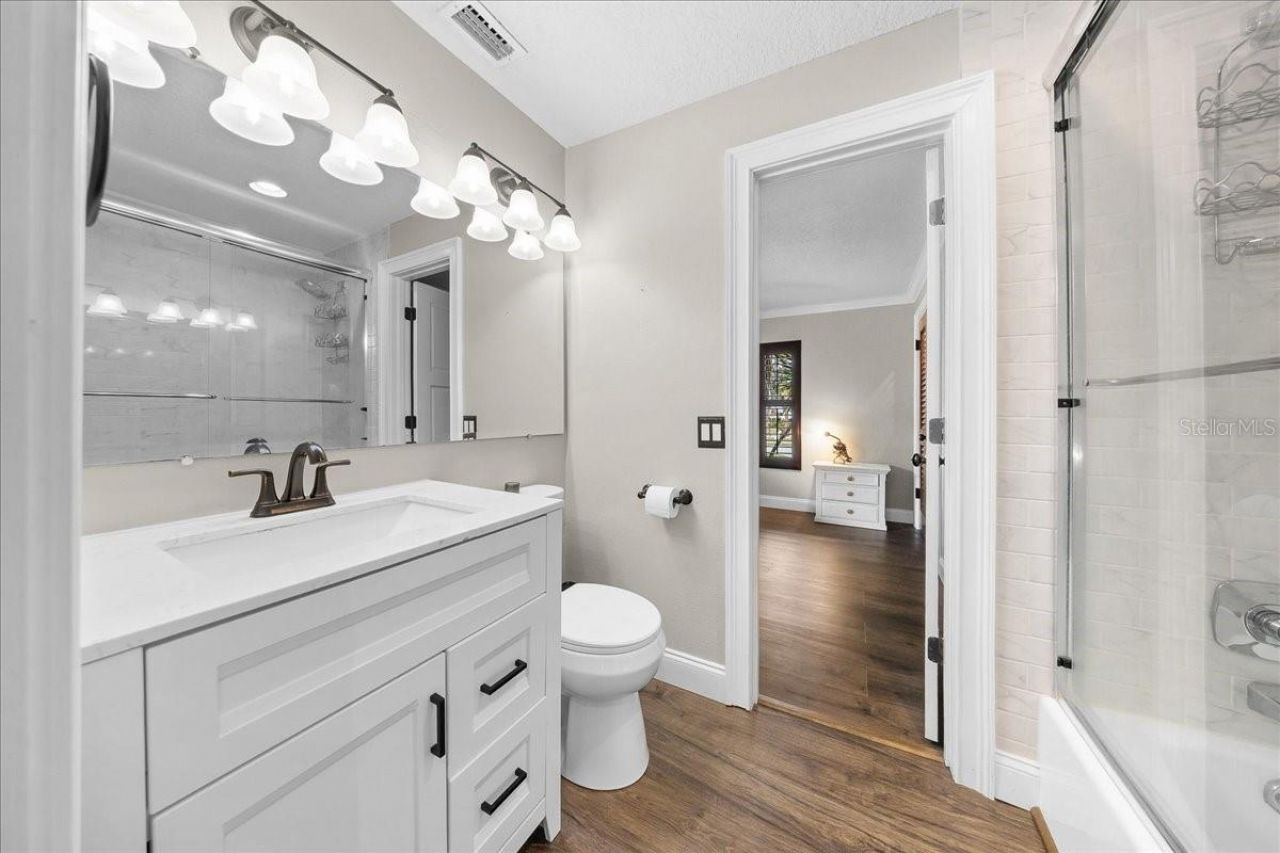 452 SE Paradise Point Road, Crystal River, FL 34429 Photo