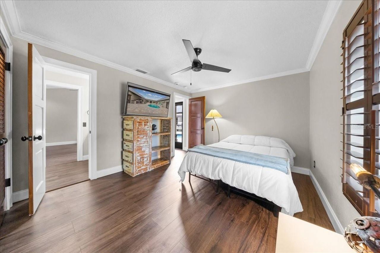 452 SE Paradise Point Road, Crystal River, FL 34429 Photo