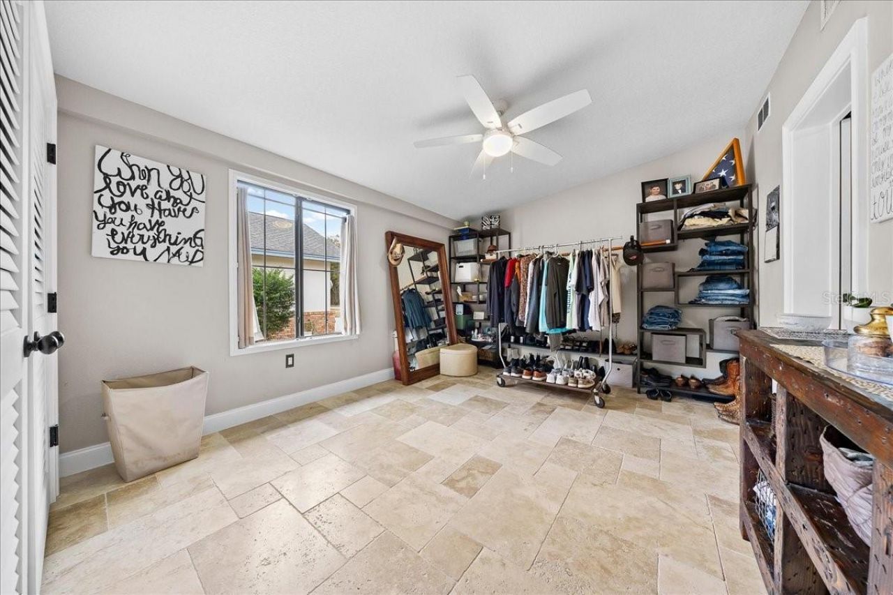 452 SE Paradise Point Road, Crystal River, FL 34429 Photo