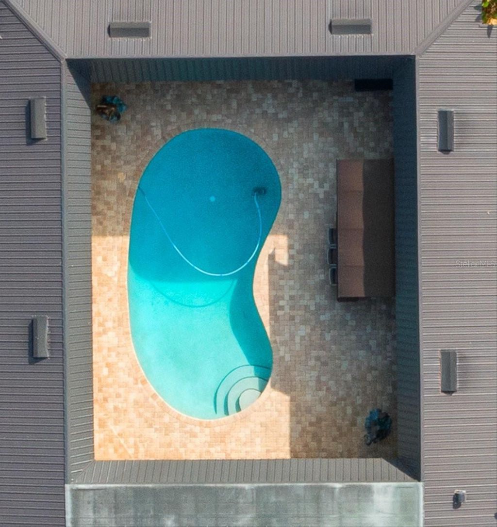 452 SE Paradise Point Road, Crystal River, FL 34429 Photo