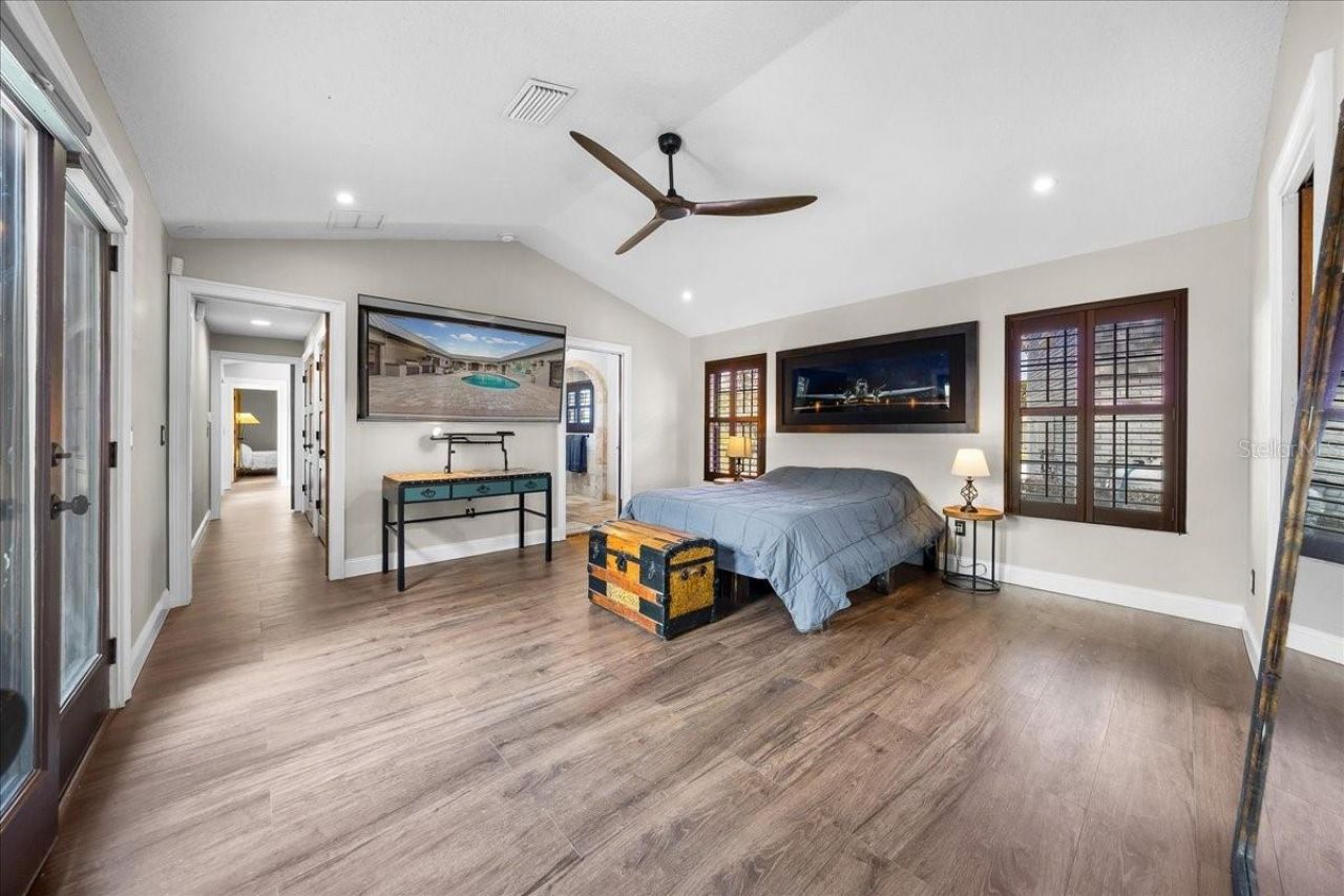 452 SE Paradise Point Road, Crystal River, FL 34429 Photo