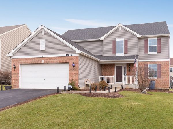1802 Oxford Way, Joliet, IL 60431
