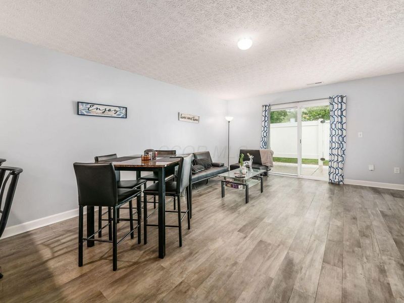 6977 Remsen Drive , Canal Winchester, OH 43110 Photo 10