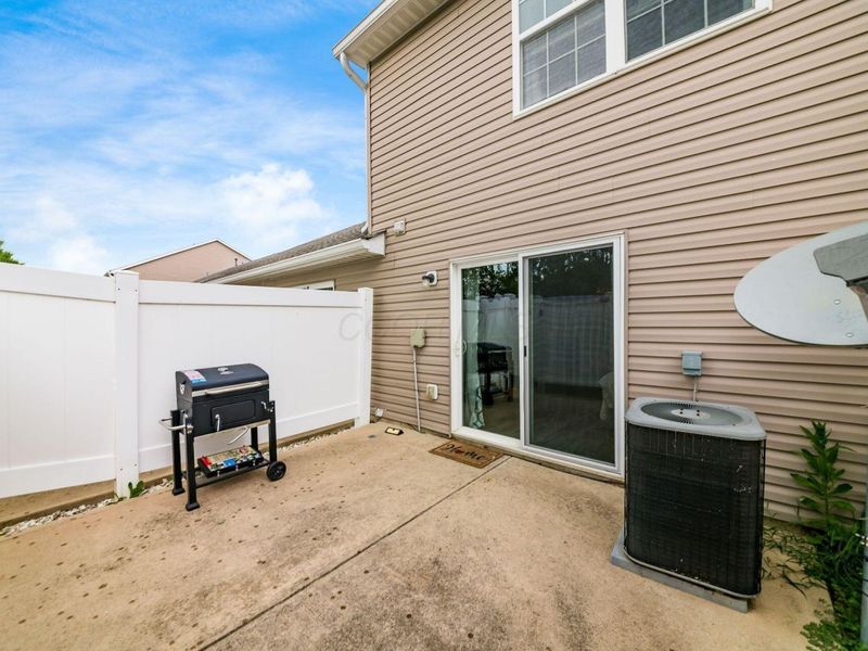 6977 Remsen Drive , Canal Winchester, OH 43110 Photo 18