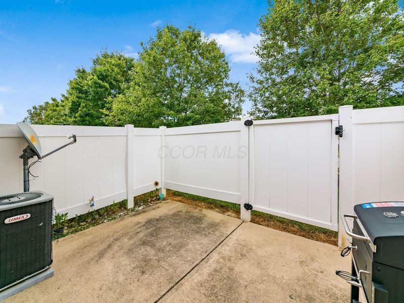 6977 Remsen Drive , Canal Winchester, OH 43110 Photo 19