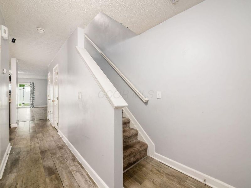 6977 Remsen Drive , Canal Winchester, OH 43110 Photo 3