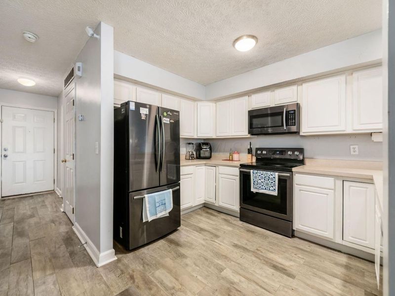 6977 Remsen Drive , Canal Winchester, OH 43110 Photo 7