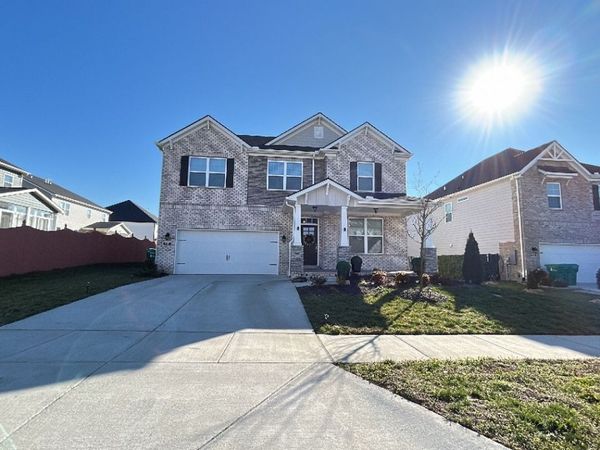 512 Red Barn Way, Mount Juliet, TN 37122