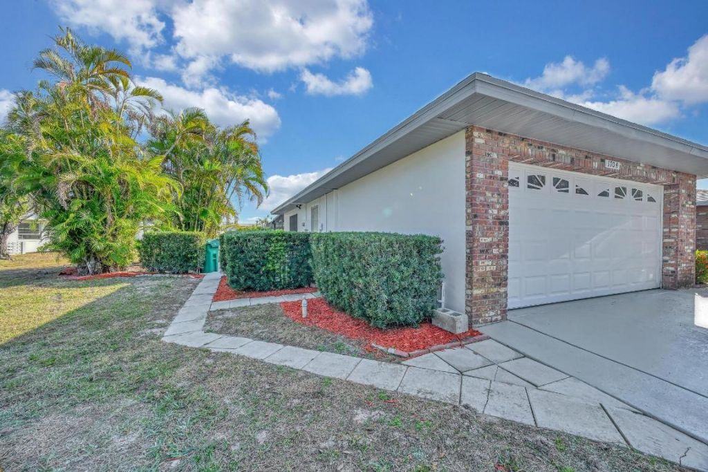 1704 SE Adair Road, Port Saint Lucie, FL 34952 Photo