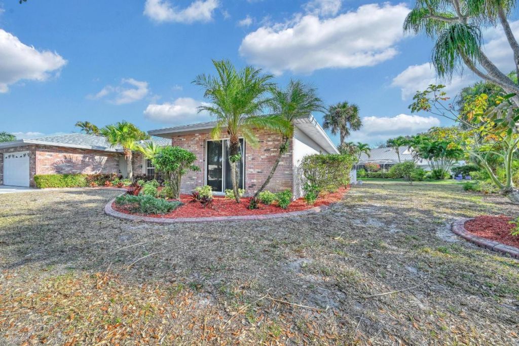 1704 SE Adair Road, Port Saint Lucie, FL 34984 Photo