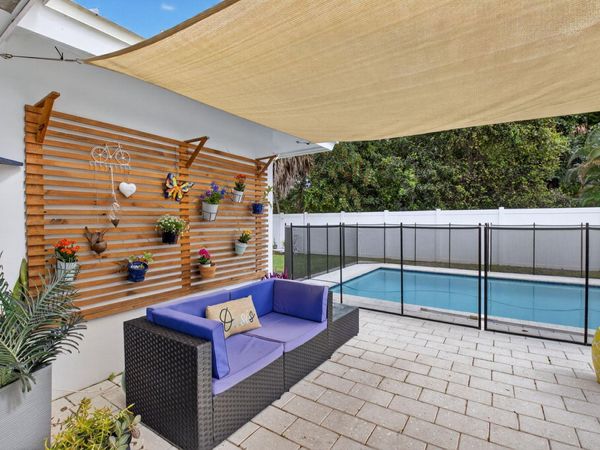 400 E Conference Drive, Boca Raton, FL 33486