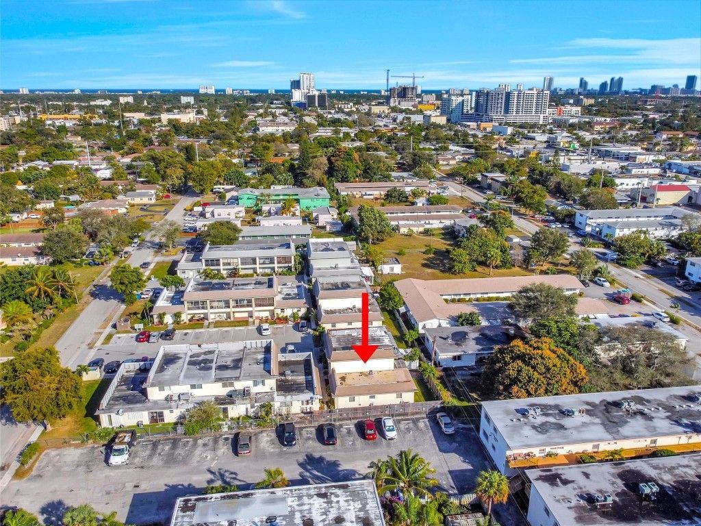 2466 Taylor Street, Unit 205, 2B, 3, Hollywood, FL 33020 Photo