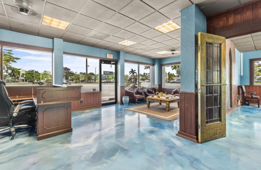 2095 NW Federal Highway, Jensen Beach, FL 34957 Photo