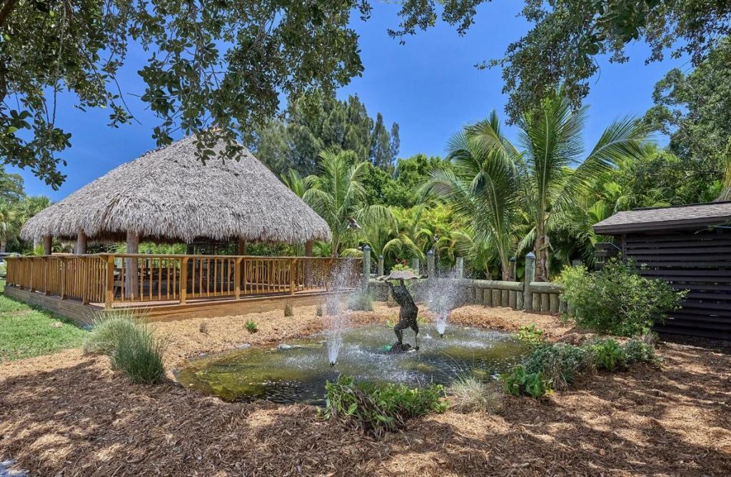 2155 NW Federal Highway, Jensen Beach, FL 34957 Photo