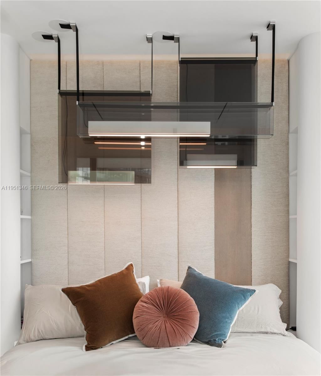 851 NE 1st Ave, Unit 3411, Miami, FL 33132 Photo