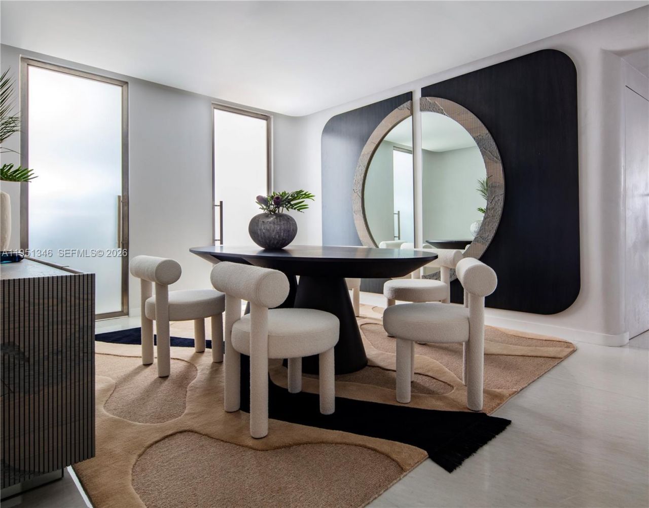 851 NE 1st Ave, Unit 3411, Miami, FL 33132 Photo