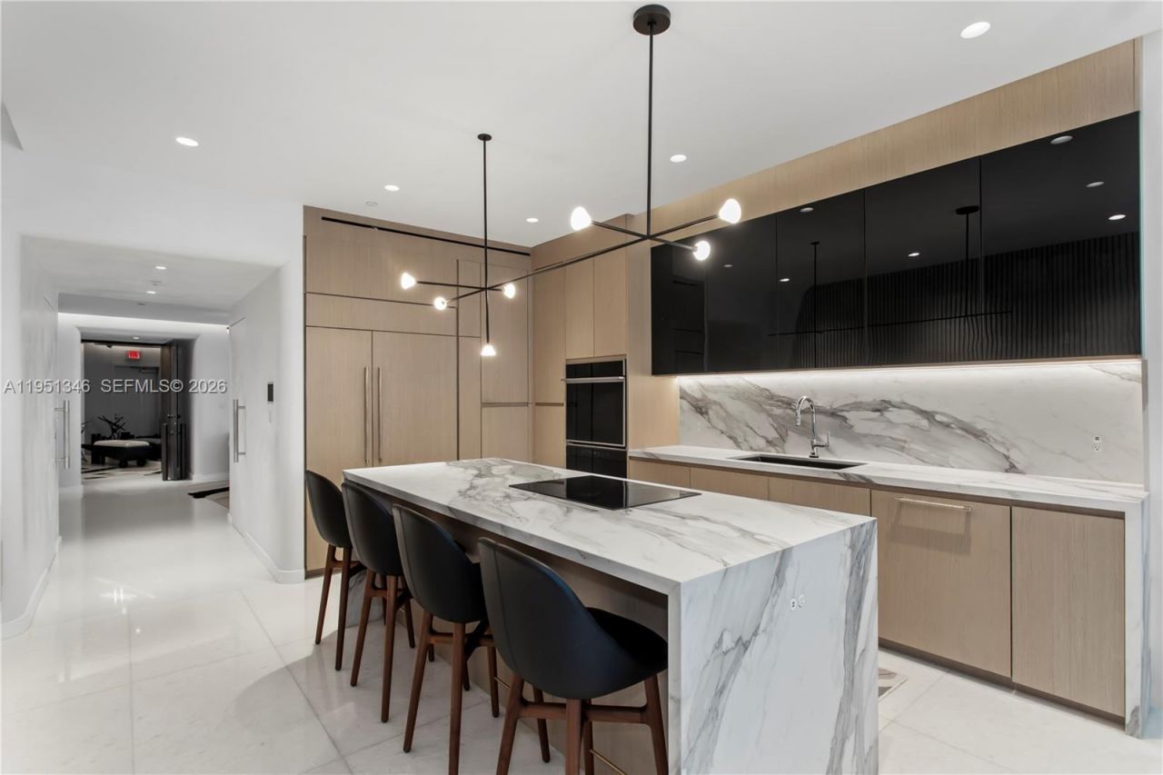 851 NE 1st Ave , Unit 3411, Miami, FL 33132 Photo