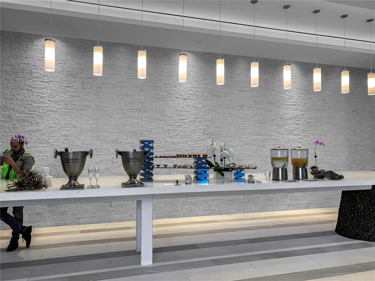 851 NE 1st Ave , Unit 3411, Miami, FL 33132 Photo