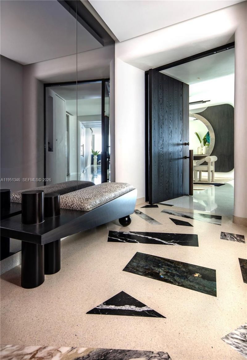 851 NE 1st Ave , Unit 3411, Miami, FL 33132 Photo