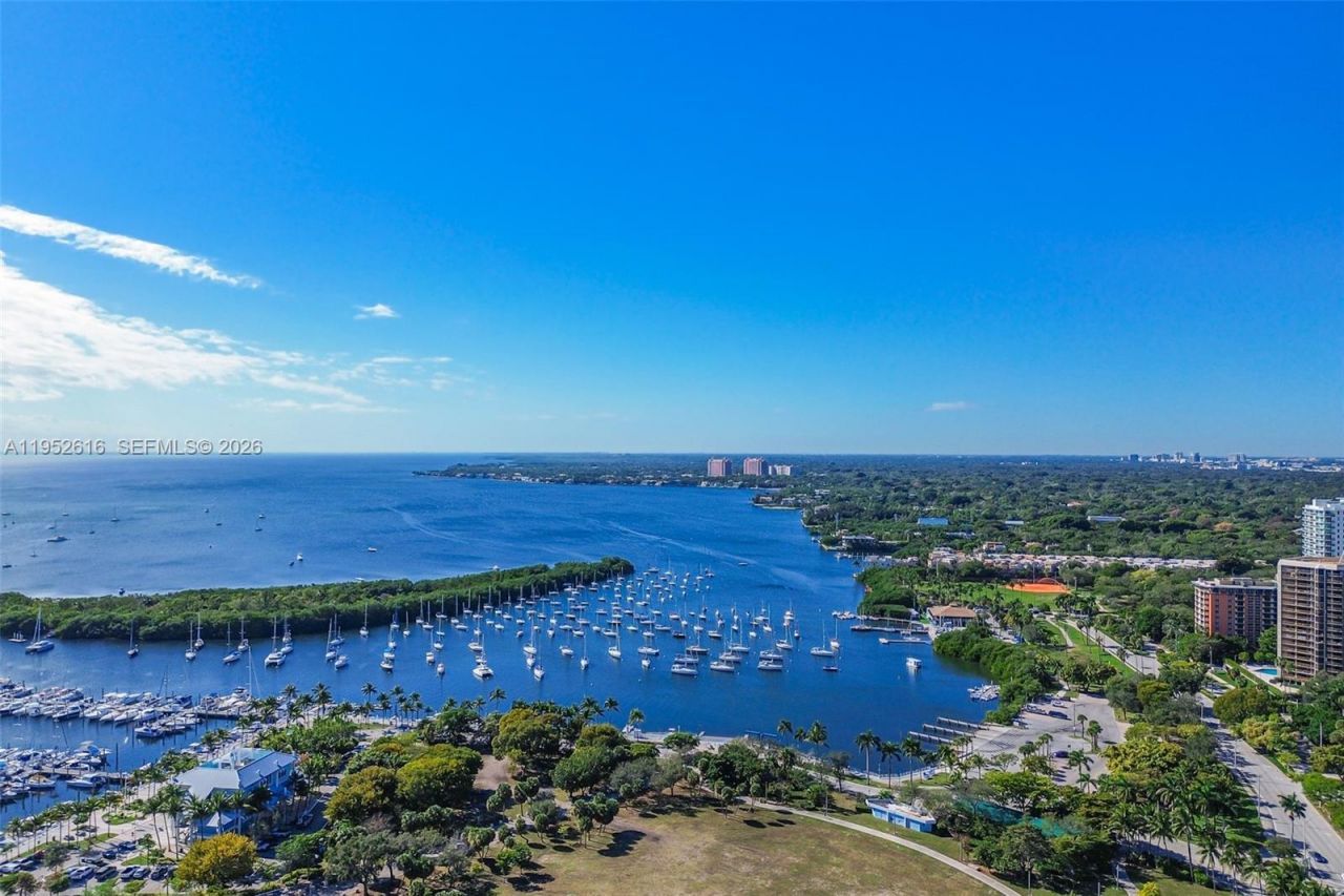 3400 SW 27th Ave, Unit 802, Miami, FL 33133 Photo